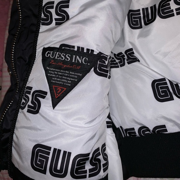GUESS Puffer Jacket - Picture 4 of 6
